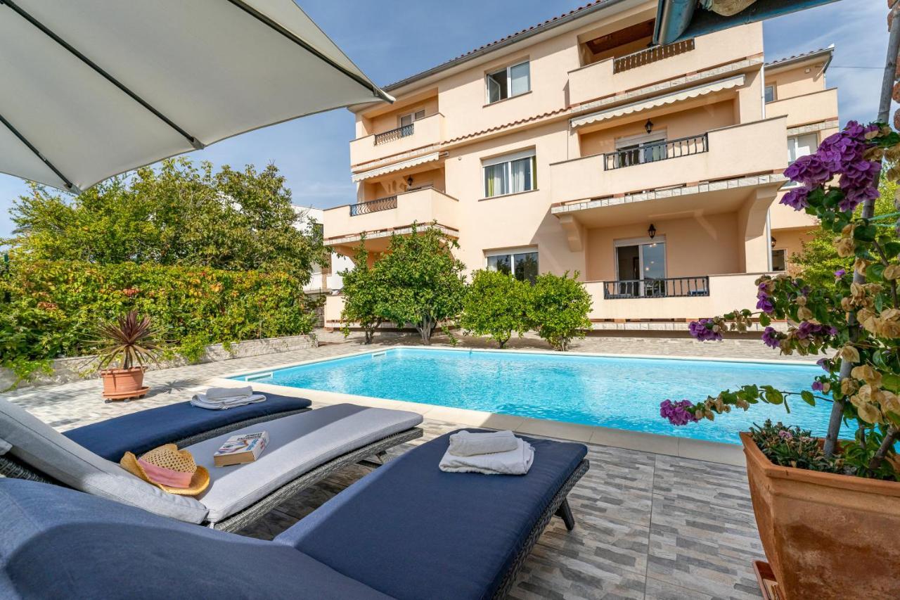 Apartments Juric Rab Town Extérieur photo