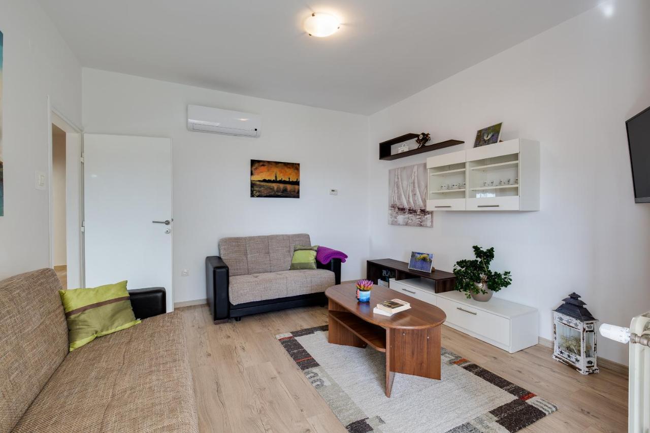 Apartments Juric Rab Town Extérieur photo
